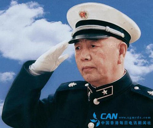 刘华清：如果中国不建航母，我死不瞑目。