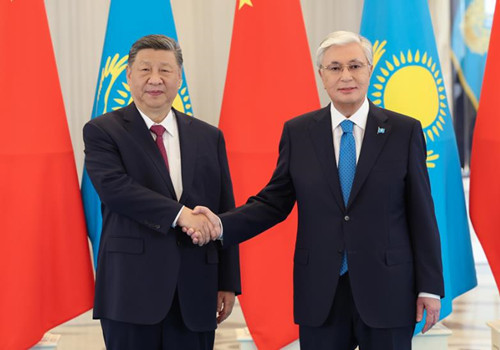 习近平主席同哈萨克斯坦总统托卡耶夫会谈