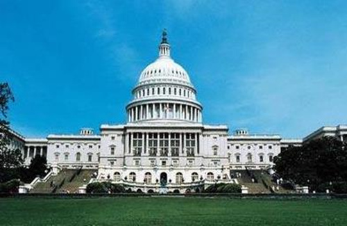 不再寻求“永久主导世