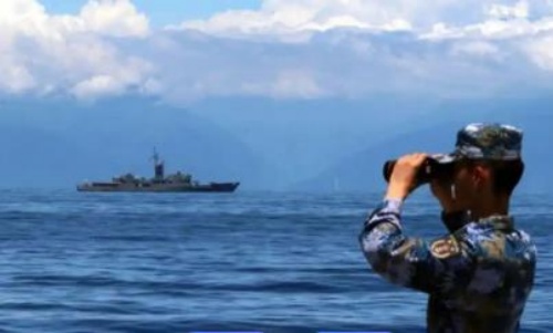 东部战区：时刻保持高度戒备