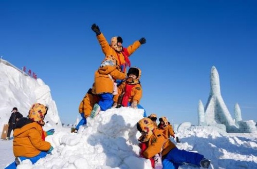 踏雪飞腾，共赴春天