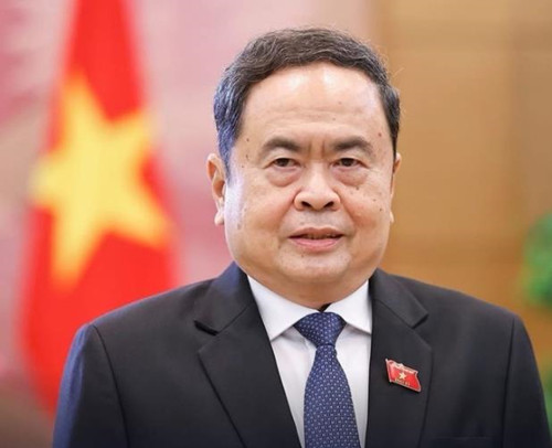 陈青敏当选越南第十六届国会主席