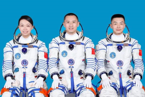 行政长官：祝贺黎家盈博士