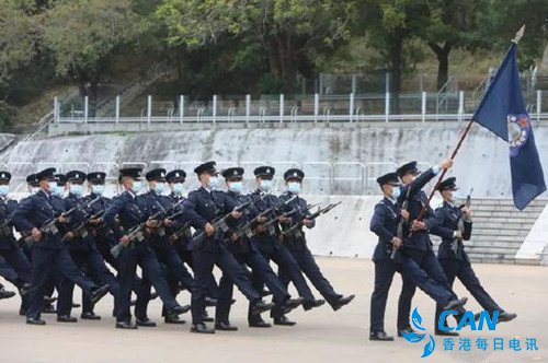 香港警察中式步操15日亮相