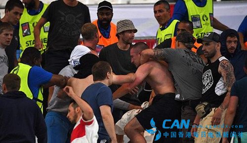 俄罗斯：球迷在法国的胡作非为不可接受