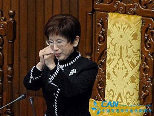国民党发不出薪水 党主席洪秀柱哽咽自责