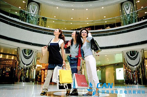十一黄金周首日  香港传统旅游旺区扫货豪客绝迹
