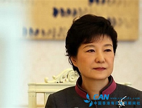 韩民众联名控告 朴槿惠主动请辞也难善终