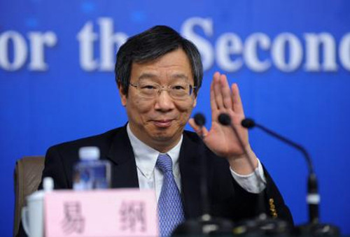 全国政协委员易纲：不以贬值促出口 绝不打货币战