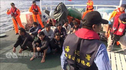 台湾海防部门在东沙海域逮捕20名大陆船员