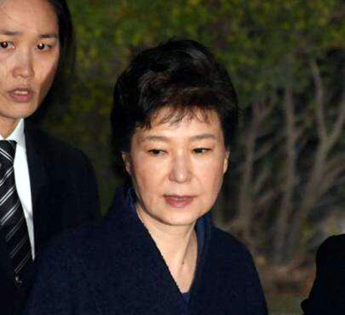 韩国前总统朴槿惠被检方逮捕 拘押至首尔看守所