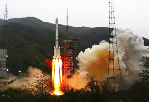 中国在太空建起超级宽带网