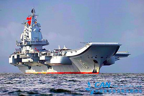 中国首艘航空母舰“辽宁号”7日抵达香港