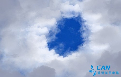天空奇观：雨幡洞云
