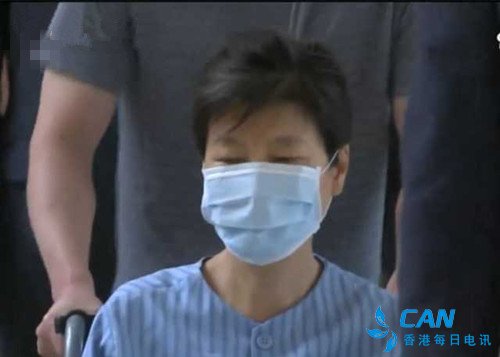 韩国前总统朴槿惠今日接受肩部手术