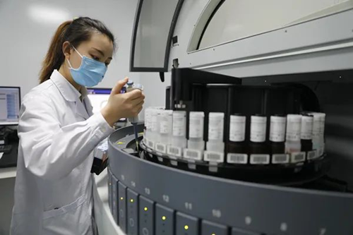 三门峡市首家精准医学中心开诊