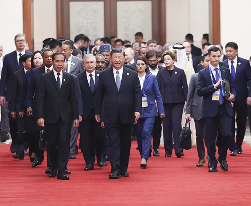 习近平出席第三届“一带一路”国际合作高峰论坛开幕式