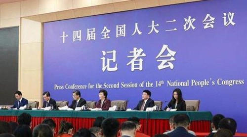 住建部长：房地产还有很大潜力和空间