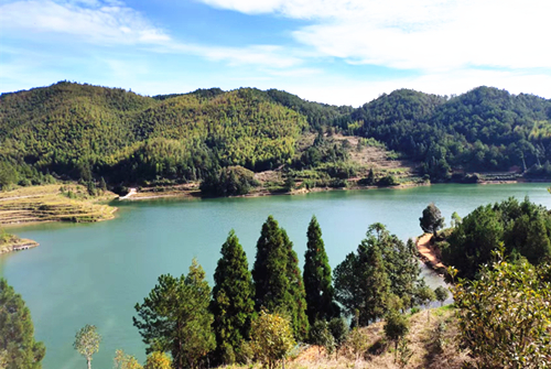 何山村：悠然自得的田园生活