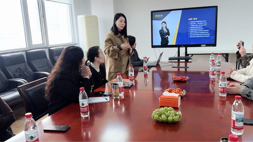 书香聚智 共话成长