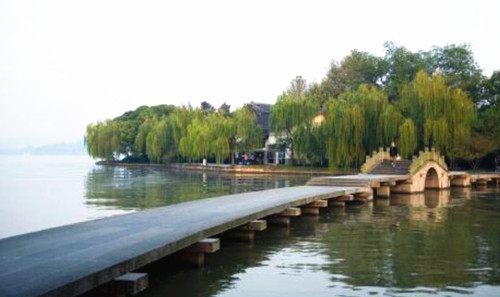 一湖还于民，一举见德政