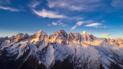 四姑娘山正式授牌 　