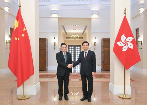 行政长官会见东盟秘书长