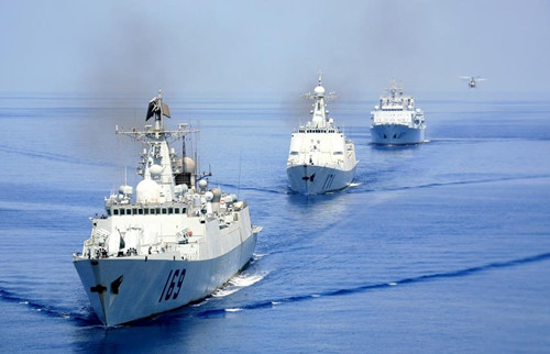 中国海军第49批护航编队赴亚丁湾