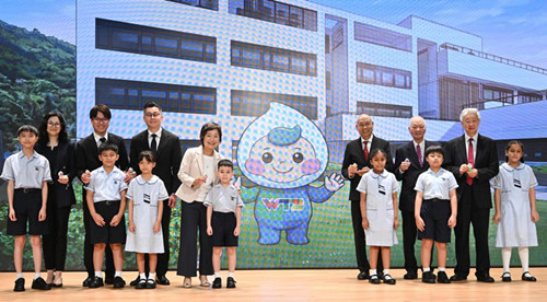 教育局局长出席云泉学校开学礼