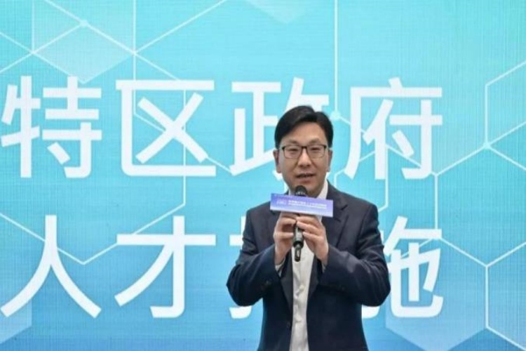 劳工及福利局局长访问