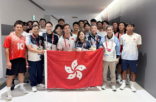 罗淑佩祝贺中国香港运动员取得佳绩