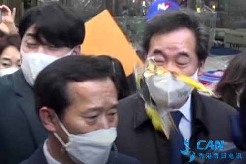 韩国：李洛渊被市民扔鸡蛋
