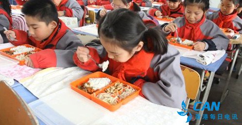 学生在校吃饭，回家怎样补充营养