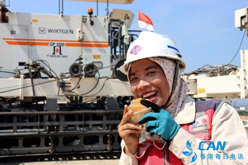 They harvest love on the construction site in Java!